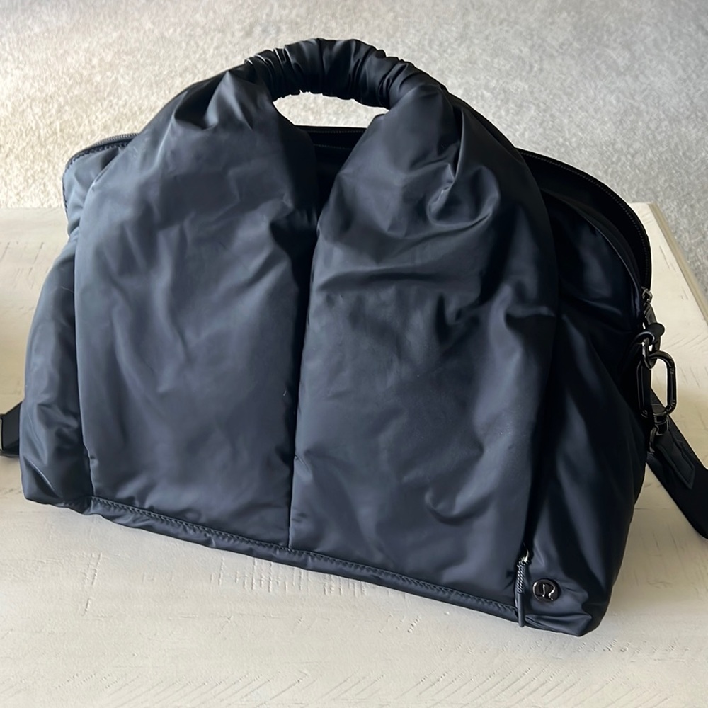 Lululemon Gathered Handle Gym Bag